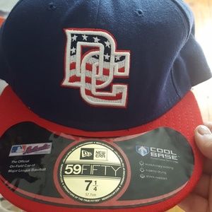 Hat/ cap/ snapback